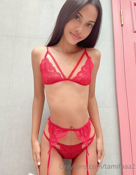 Fauutami pretty actress photo