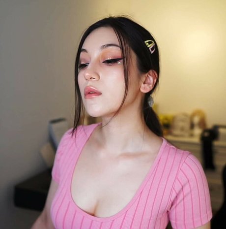 MaiLinh high quality actress photo