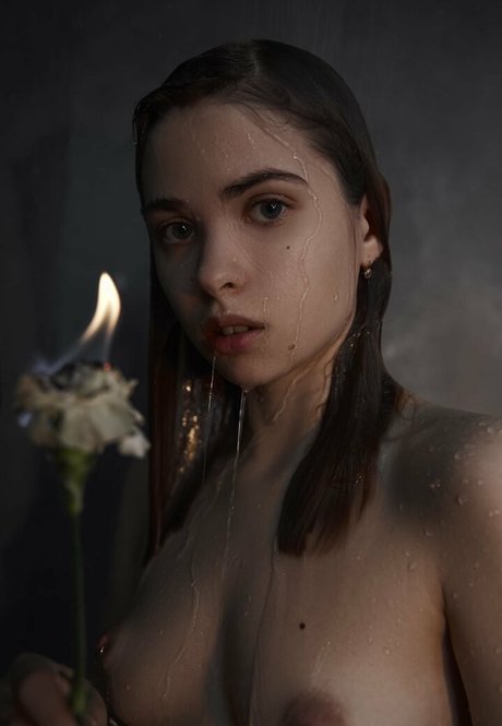 sabrinartnss nudes model images