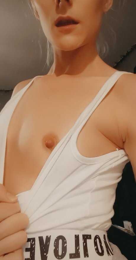 Stacey Louise free star image