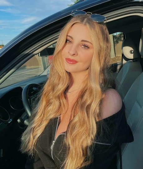 Corrina M pretty pornstar photo