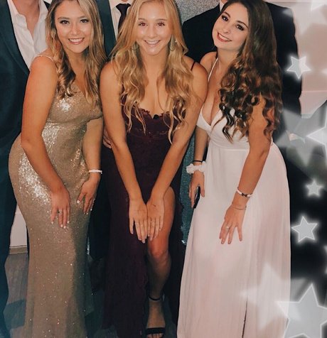 Corrina M erotic model galleries