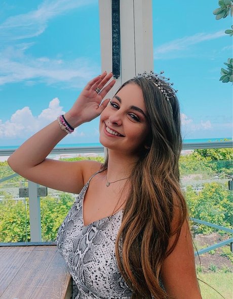 Corrina M model beautiful picture