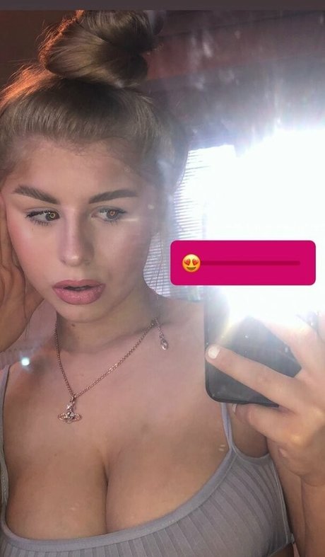 Isabelle Rose model sexy galleries