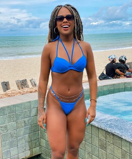 Marvvila pornstar pretty img