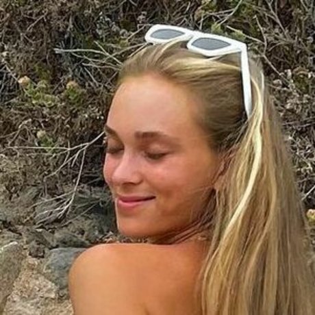 cindy nsc model exclusive image