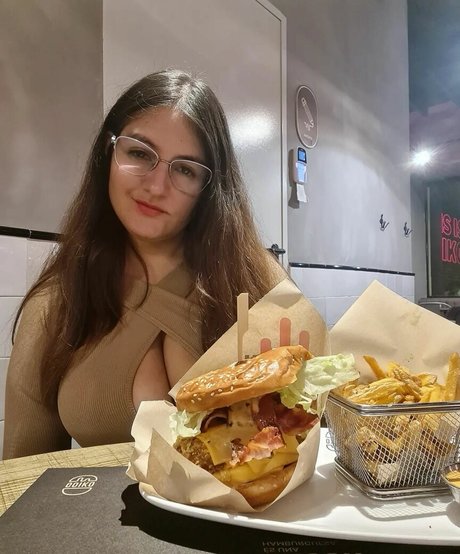 Ann Cygnus model beautiful galleries