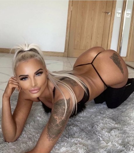 natashacheri porn actress pics