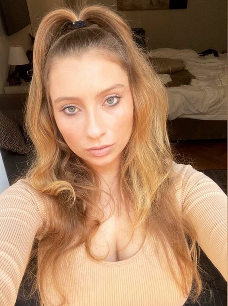 Shachar Alkoser star hd pictures