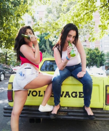 Kimberly Hdeez top actress picture