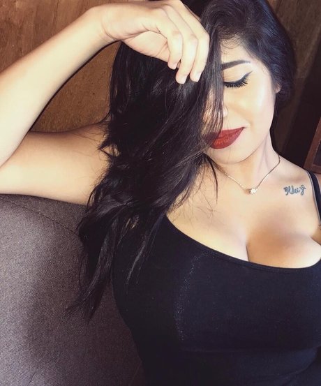 Kimberly Hdeez pornstar beautiful pics