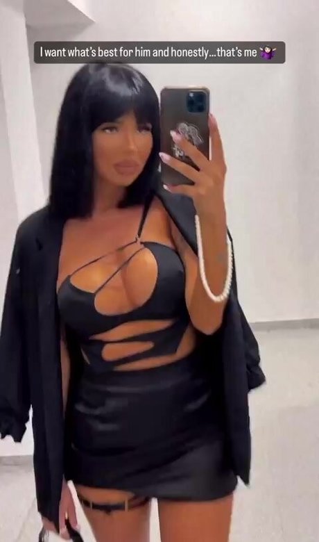 ralucaerr naked star images