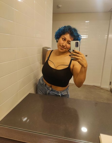 venusontheflipside sexy actress images