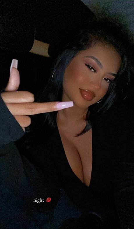 Lucero Crystal free actress pictures