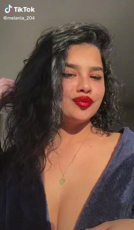 Melannia sex pornstar photo