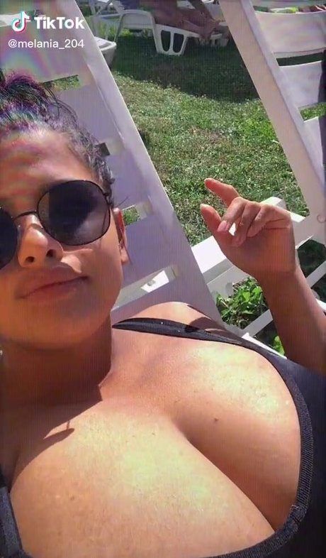 Melannia pornstar gallery