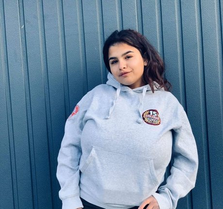 Melannia actress gallery