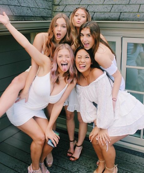 Ainsley Weaver sex actress img