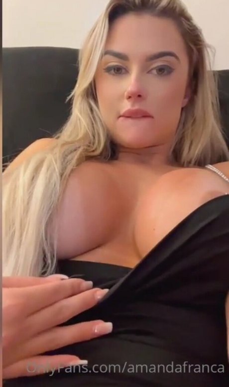 Amanda Franca nude model archive