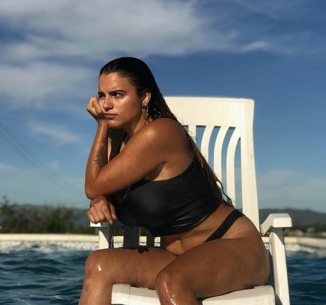 Antonela Tomatis hd actress galleries