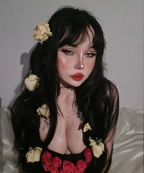 SaltyBxxbe hd pornstar pic