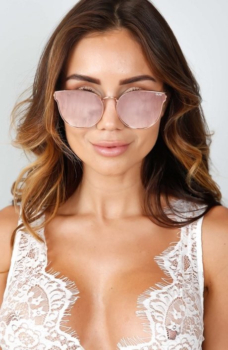 Pia Muehlenbeck hot star images