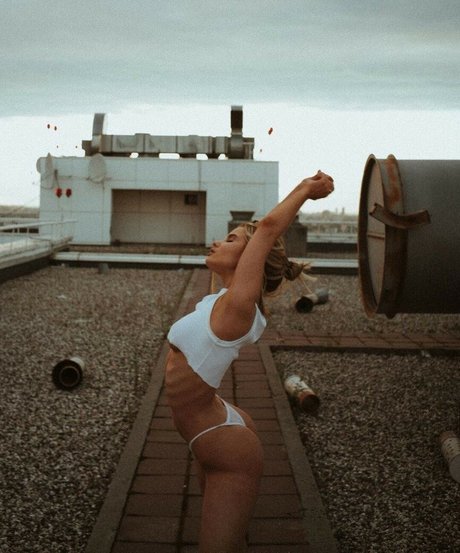 Ekrnw porn actress img