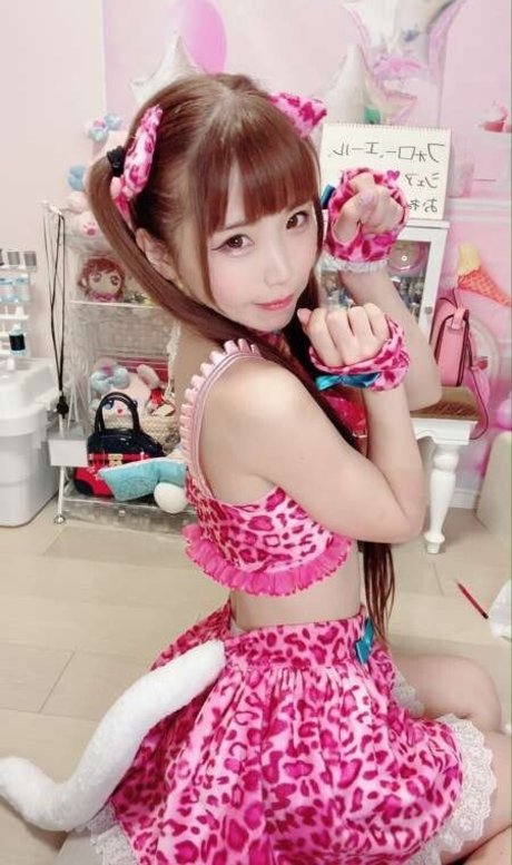 Kururun sexy pornstar images