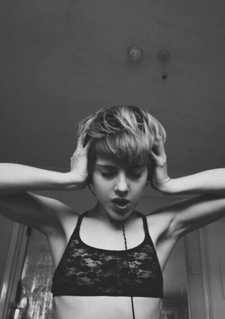 Vincent Littlehat free actress pics