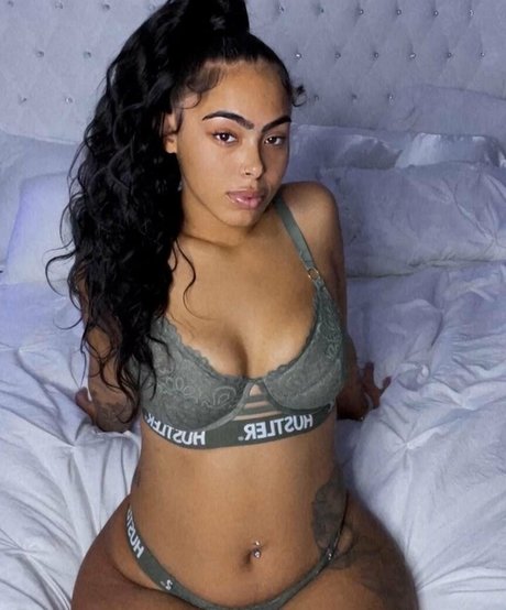 _shebecrazy hot actress img