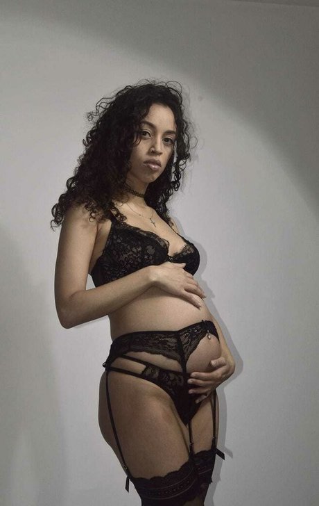 FernnyyFern exclusive star gallery