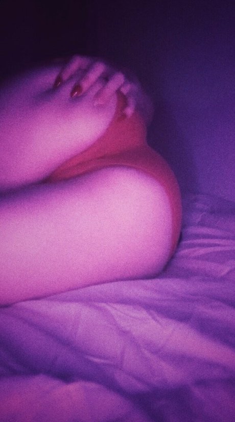 baby make it hurt free model image