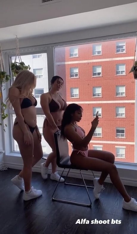 Kylie Manue model high quality galleries