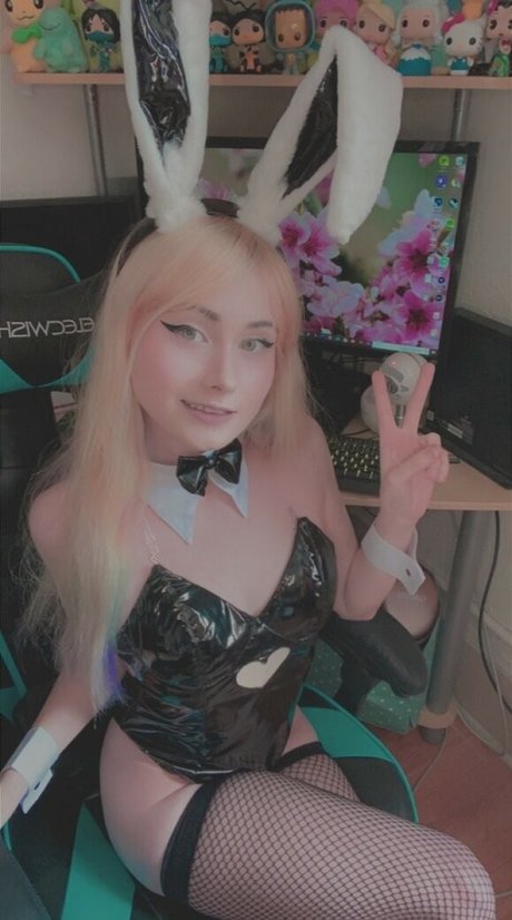 AboveStupid pornographic model gallery