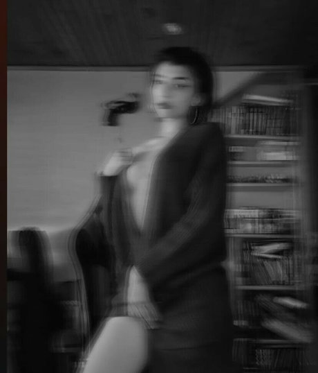 Blackamber51 exclusive model pics