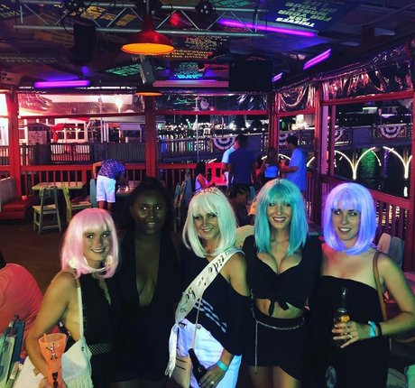 burkekelleher model sexy photos