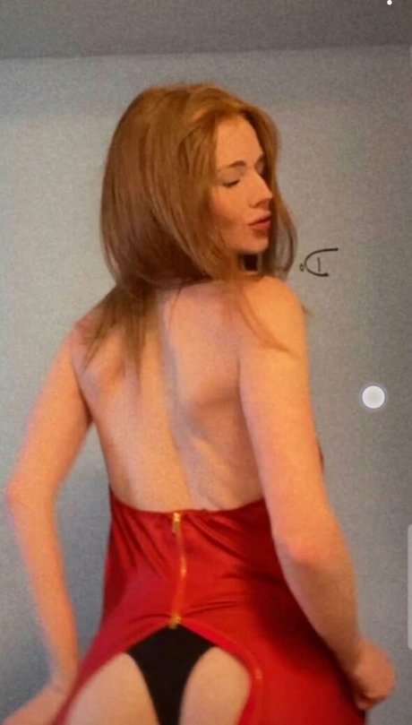 Jodie Baker sexy actress photos