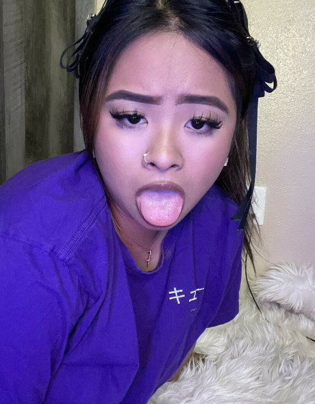 ellyylovess pornstar nice picture