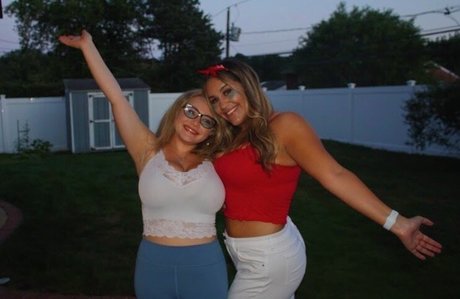 Harley Stein hot star pic