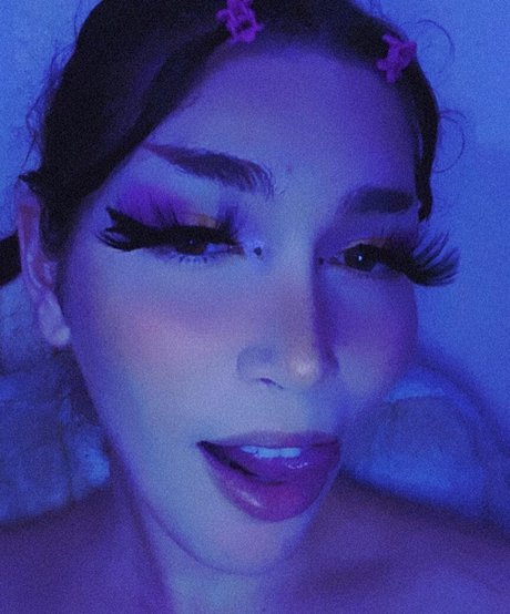 TS Katrina pornographic star galleries