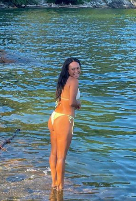 Heather Watson model adult image