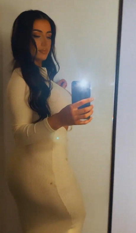 thick redhead onlyfans sexy pic