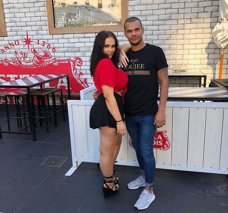 Tayla Cooper hd actress archive