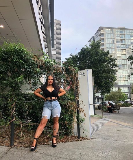 Tayla Cooper pornographic star photo