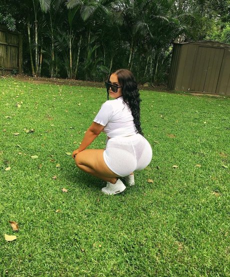 Tayla Cooper pornstar nice pics