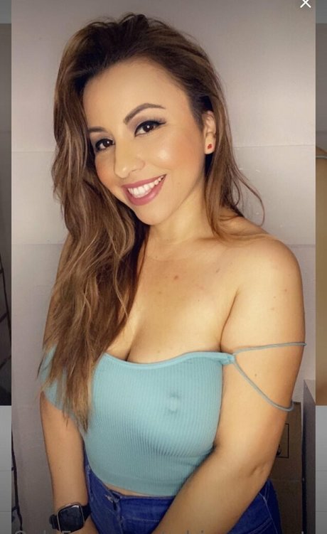 Adriana Noriega nudes model gallery