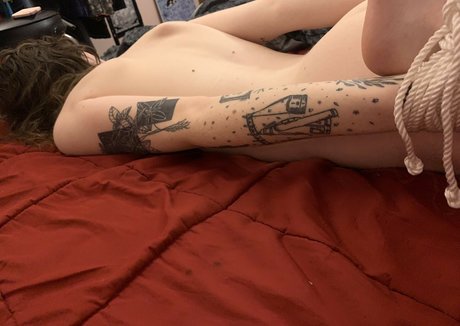 Basilstrawberry star naked photo