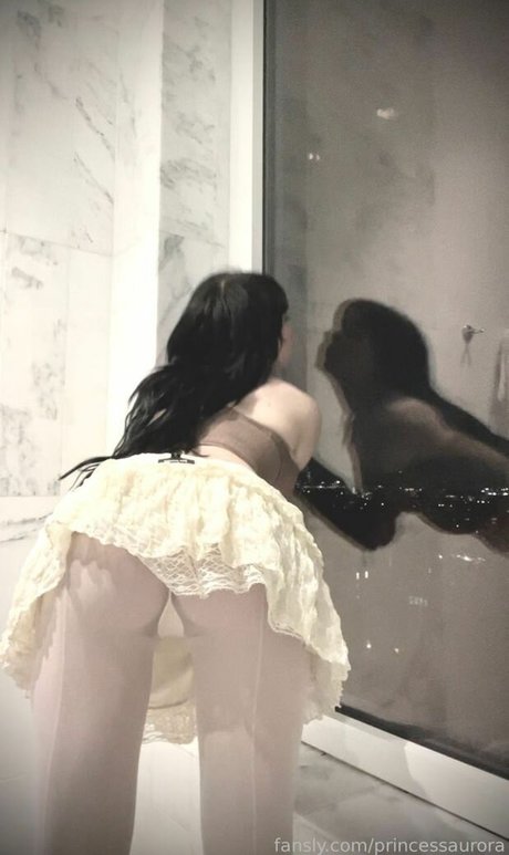 sanriobby actress photos