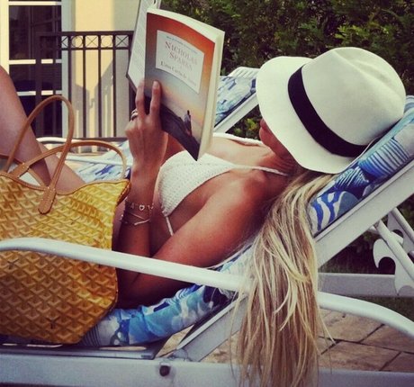 Roberta Carbonari Muzy model naked galleries