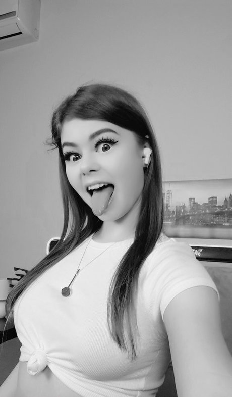 Sophia Wonder pornstar xxx image